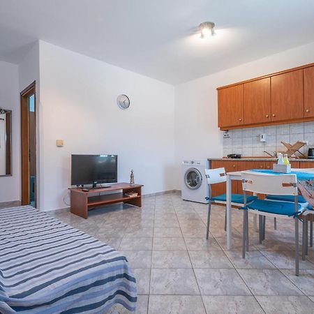 A & K Vacation House 瓦若斯 外观 照片